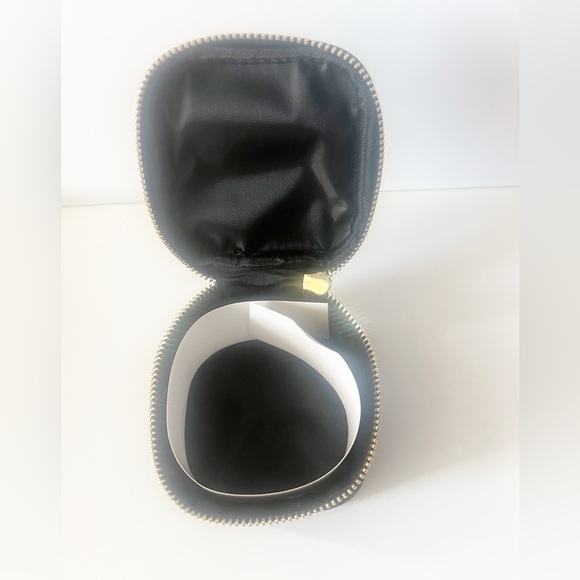 Black YAY Mini Travel Bag - Great for Jewelry, Medication, Cash, Chargers, Gifts - Picture 3 of 7